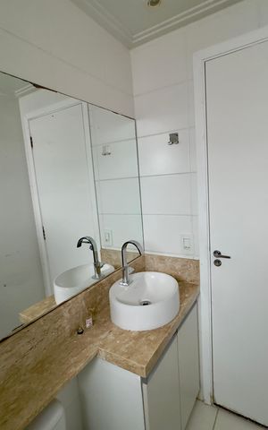 Apartamento para alugar com 69m², 2 quartos e 1 vaga Apartamento para alugar com 69m², 2 quartos e 1 vagaBanheiro 1