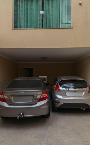 Casa à venda com 174m², 3 quartos e 4 vagas