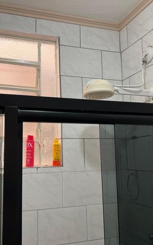 Apartamento para alugar com 63m², 3 quartos e sem vagaBanheiro Corredor - detalhes 