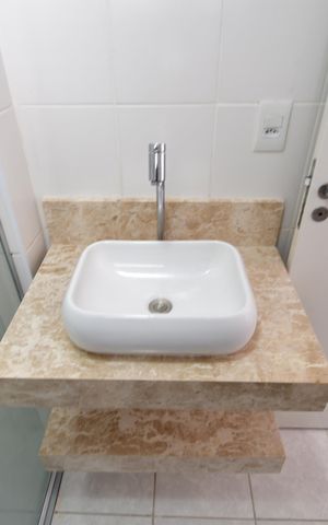 Apartamento à venda com 46m², 1 quarto e sem vagaBanheiro