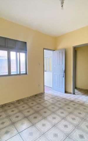 Casa à venda com 72m², 4 quartos e sem vaga