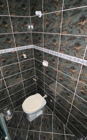 Casa à venda com 72m², 4 quartos e sem vaga