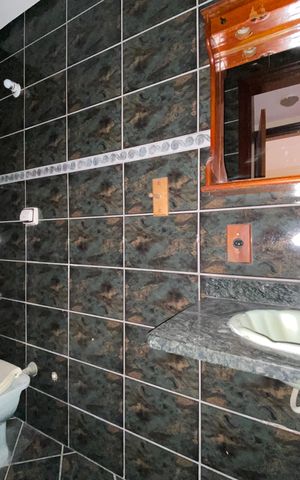 Casa à venda com 72m², 4 quartos e sem vaga
