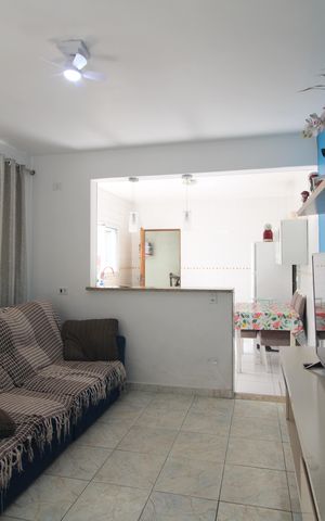 Casa à venda com 125m², 2 quartos e 2 vagasSala