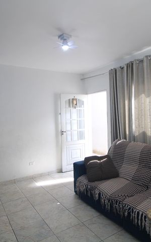Casa à venda com 125m², 2 quartos e 2 vagasSala