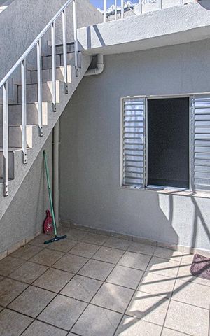 Casa para alugar com 138m², 3 quartos e 1 vaga Casa para alugar com 138m², 3 quartos e 1 vagaárea de serviço_4