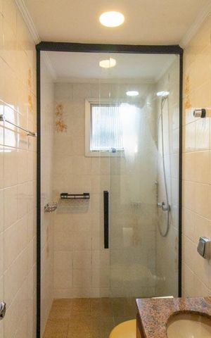 Apartamento para alugar com 64m², 2 quartos e 1 vaga Apartamento para alugar com 64m², 2 quartos e 1 vagaBanheiro da Suite