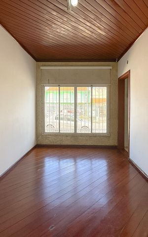 Casa para alugar com 150m², 4 quartos e 2 vagasSuíte