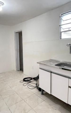 Casa para alugar com 60m², 2 quartos e sem vaga Casa para alugar com 60m², 2 quartos e sem vagaCozinha