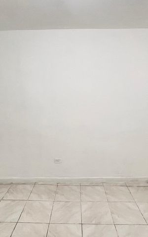 Casa para alugar com 60m², 2 quartos e sem vaga Casa para alugar com 60m², 2 quartos e sem vagaQuarto