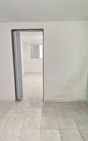 Casa para alugar com 60m², 2 quartos e sem vaga Casa para alugar com 60m², 2 quartos e sem vagaQuarto 2