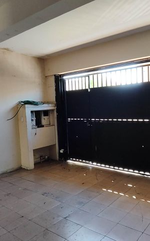 Casa à venda com 115m², 3 quartos e 1 vaga