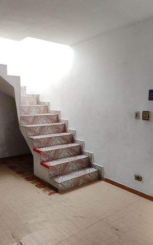 Casa à venda com 115m², 3 quartos e 1 vaga