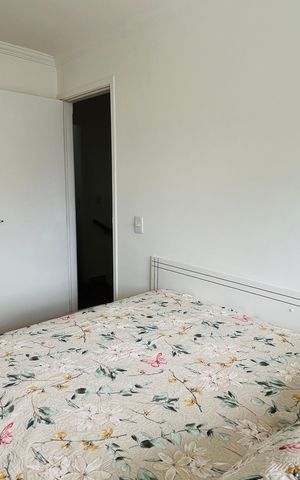 Casa de condomínio à venda com 100m², 3 quartos e 2 vagas