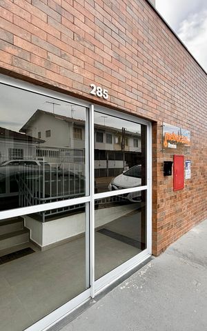 Studio à venda com 27m², 1 quarto e sem vaga Studio à venda com 27m², 1 quarto e sem vagaFachada
