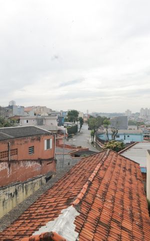 Casa para alugar com 100m², 2 quartos e 3 vagas Casa para alugar com 100m², 2 quartos e 3 vagasVista da Área de Serviço