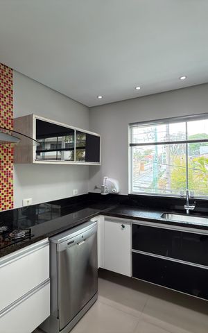 Apartamento para alugar com 64m², 2 quartos e 1 vagaCozinha