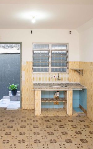 Casa para alugar com 65m², 2 quartos e sem vagaCozinha