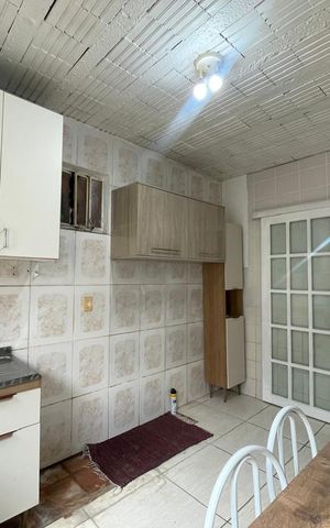 Casa para alugar com 60m², 2 quartos e sem vaga