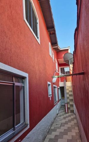 Casa à venda com 200m², 4 quartos e 2 vagasÁrea externa