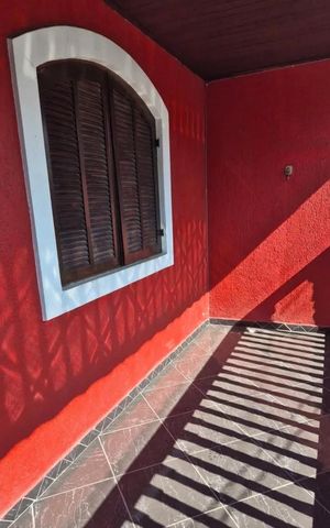 Casa à venda com 200m², 4 quartos e 2 vagasÁrea externa