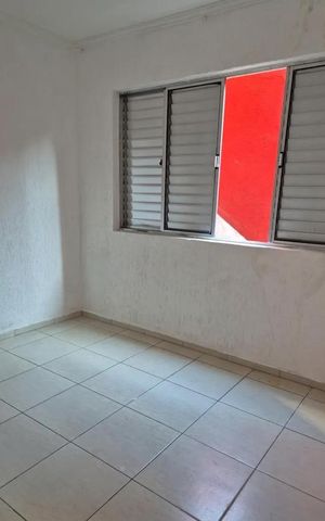 Casa à venda com 200m², 4 quartos e 2 vagasQuarto
