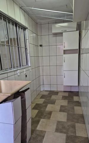 Casa à venda com 200m², 4 quartos e 2 vagasÁrea de serviço