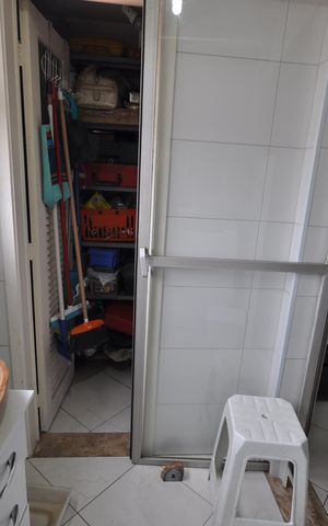 Apartamento à venda com 75m², 2 quartos e 1 vagaÁrea de Serviço