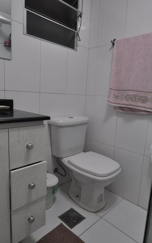 Apartamento à venda com 75m², 2 quartos e 1 vagaBanheiro 