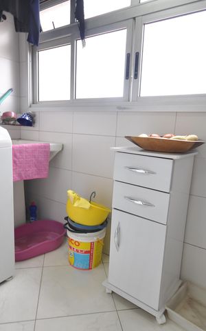 Apartamento à venda com 75m², 2 quartos e 1 vagaÁrea de Serviço