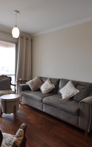 Apartamento à venda com 75m², 2 quartos e 1 vagaSala