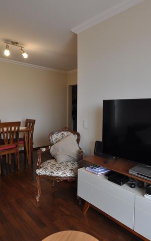 Apartamento à venda com 75m², 2 quartos e 1 vagaSala