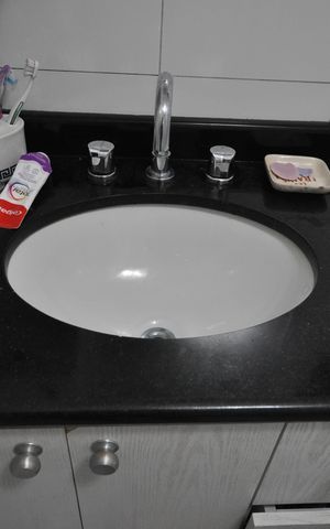 Apartamento à venda com 75m², 2 quartos e 1 vagaBanheiro 