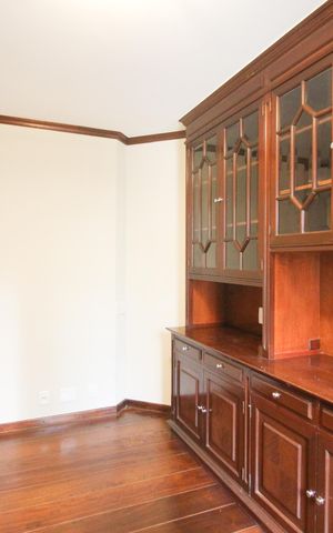 Apartamento para alugar com 190m², 4 quartos e 3 vagas Apartamento para alugar com 190m², 4 quartos e 3 vagasQuarto