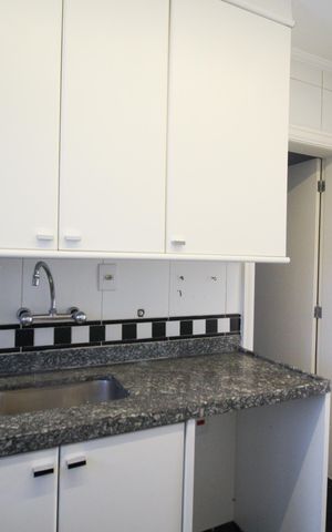 Apartamento para alugar com 190m², 4 quartos e 3 vagas Apartamento para alugar com 190m², 4 quartos e 3 vagasCozinha