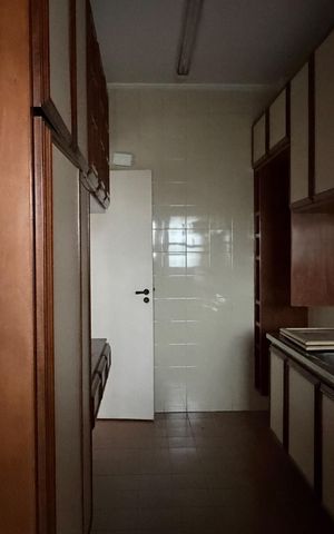 Apartamento para alugar com 83m², 2 quartos e 1 vagaCozinha e Área de Serviço