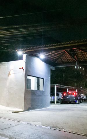Apartamento para alugar com 44m², 2 quartos e 1 vaga Apartamento para alugar com 44m², 2 quartos e 1 vagaFachada