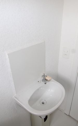 Apartamento para alugar com 41m², 2 quartos e sem vagaBanheiro