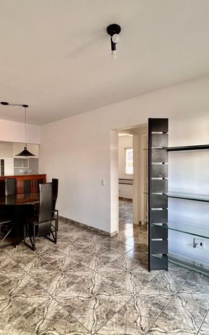 Apartamento para alugar com 55m², 2 quartos e 1 vaga Apartamento para alugar com 55m², 2 quartos e 1 vagaSala