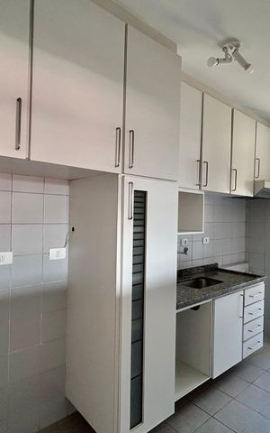 Apartamento para alugar com 55m², 2 quartos e 1 vaga Apartamento para alugar com 55m², 2 quartos e 1 vagaCozinha