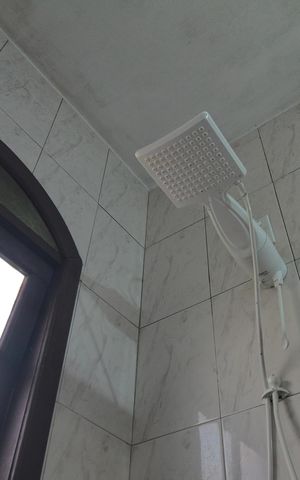 Casa à venda com 280m², 4 quartos e 4 vagasBanheiro Social