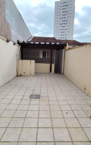 Casa à venda com 130m², 2 quartos e 1 vaga