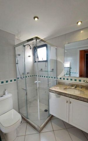 Apartamento à venda com 147m², 3 quartos e 3 vagas