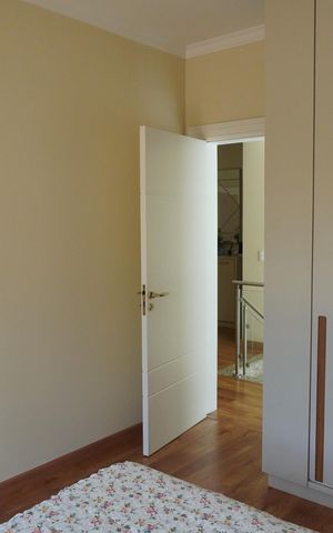 Casa de condomínio para alugar com 430m², 5 quartos e 4 vagasQuarto 2