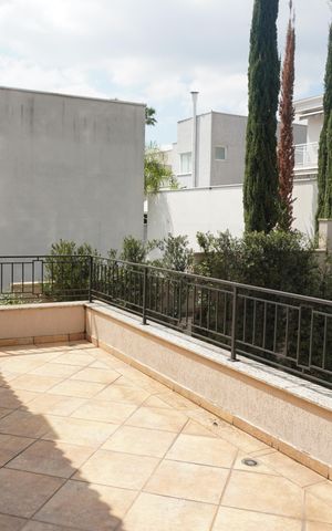 Casa de condomínio para alugar com 430m², 5 quartos e 4 vagasSacada