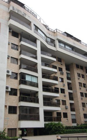 Apartamento à venda com 107m², 3 quartos e 2 vagasFachada