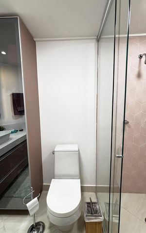 Apartamento para alugar com 320m², 4 quartos e 4 vagas Apartamento para alugar com 320m², 4 quartos e 4 vagasBanheiro da Suíte 3