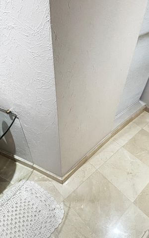 Apartamento para alugar com 320m², 4 quartos e 4 vagas Apartamento para alugar com 320m², 4 quartos e 4 vagasLavabo