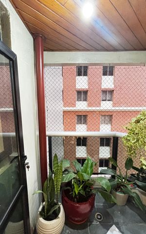 Apartamento para alugar com 320m², 4 quartos e 4 vagas Apartamento para alugar com 320m², 4 quartos e 4 vagasCozinha Varanda