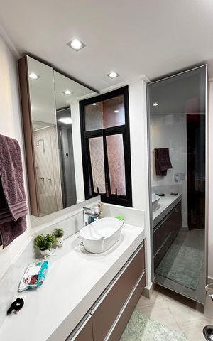 Apartamento para alugar com 320m², 4 quartos e 4 vagas Apartamento para alugar com 320m², 4 quartos e 4 vagasBanheiro da Suíte 3